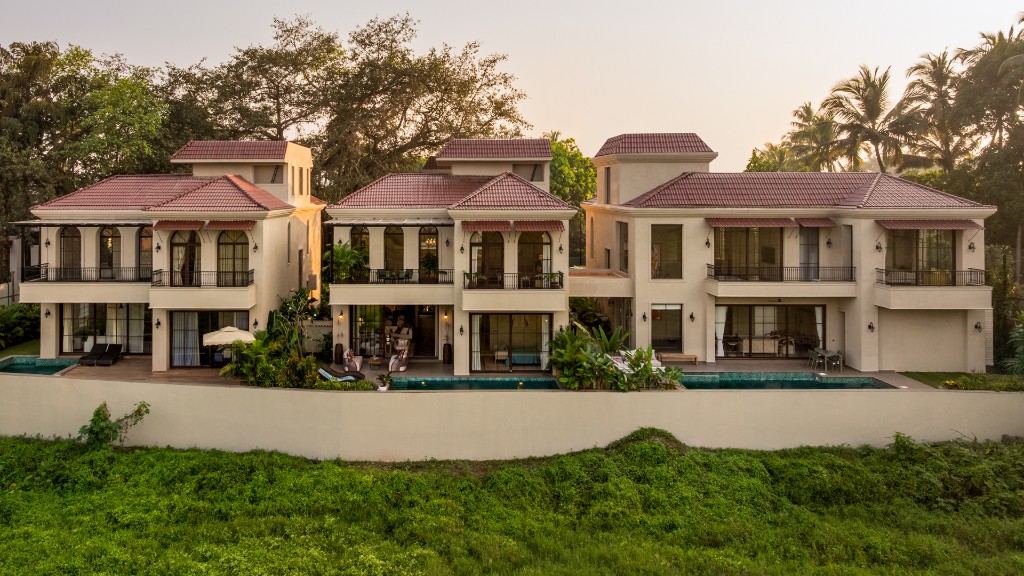 Premio villa residences